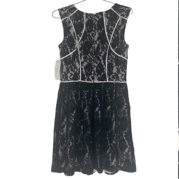 Ivy & Blu Maggy Boutique Sleeveless Black and White Lace Dress - Picture 3 of 7